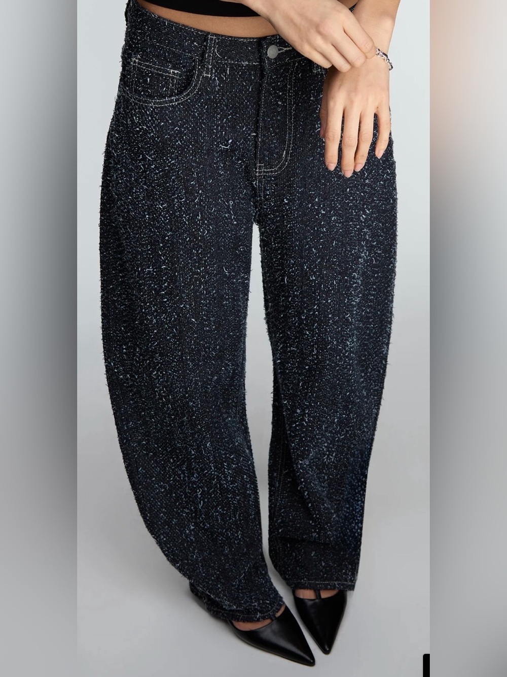OAK + FORT BOUCLE TEXTURED BARREL JEAN, sz S, Dark Wash